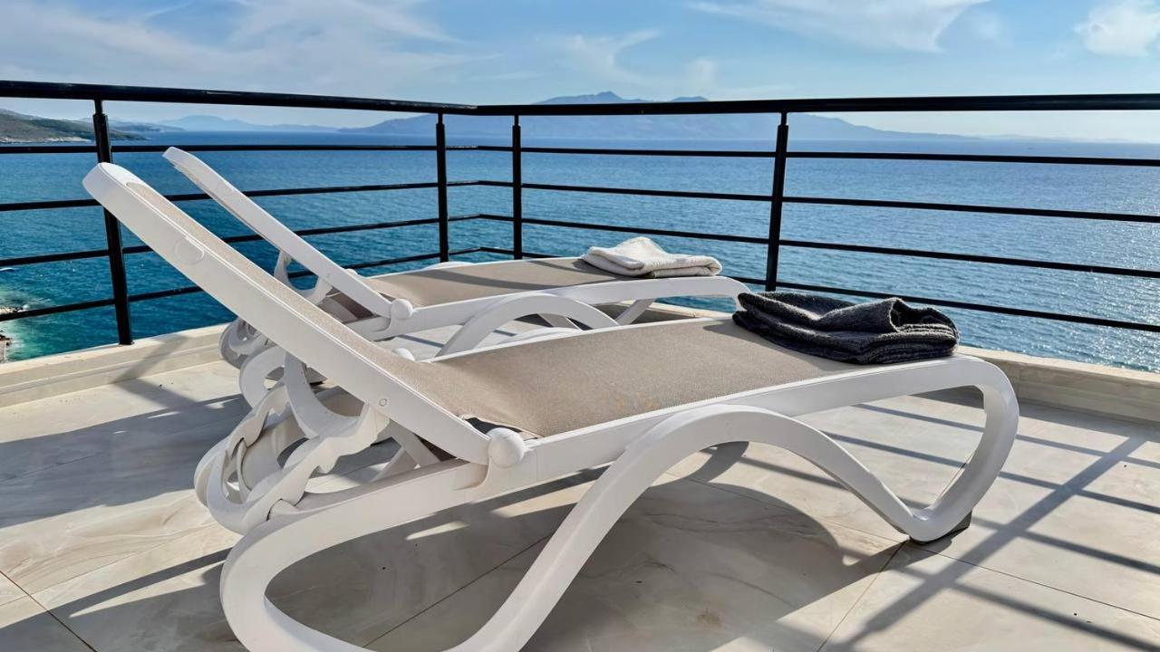 SarandëViola Sea View Penthouseアパートメント エクステリア 写真